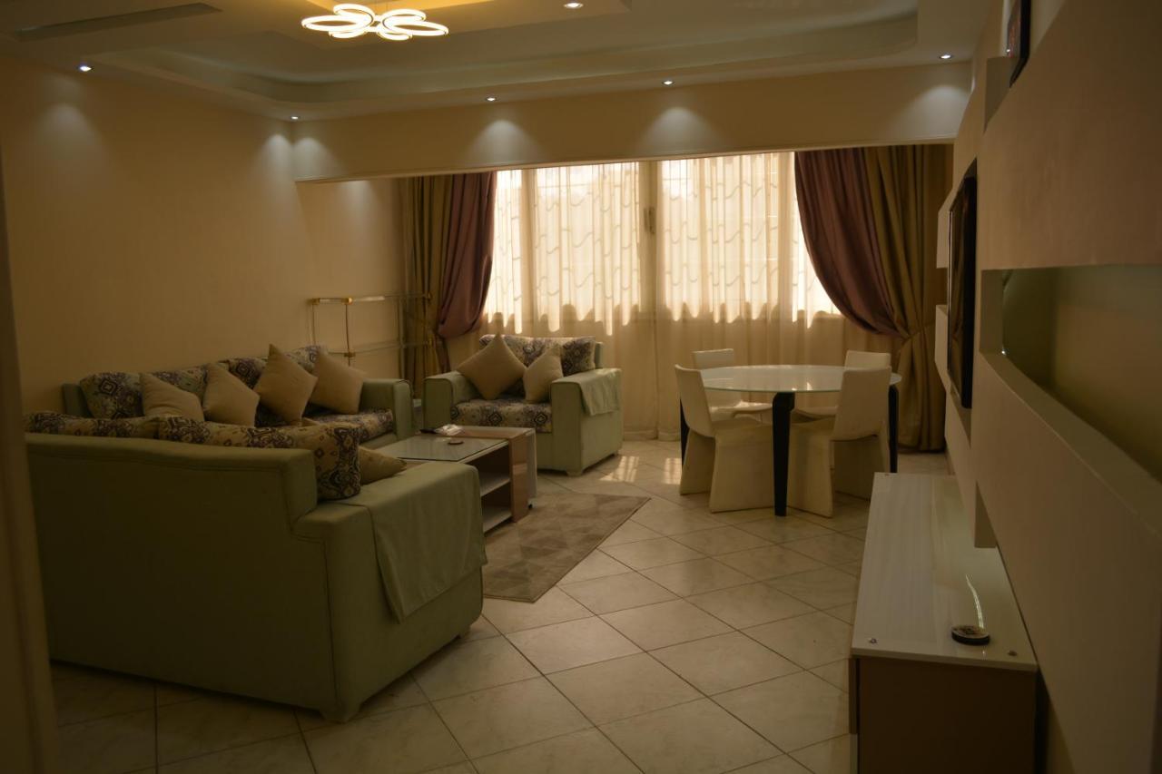 Apartmán شقه مفروشه 3 غرف امام سيتي ستارز Káhira Exteriér fotografie
