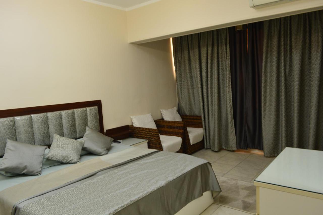 Apartmán شقه مفروشه 3 غرف امام سيتي ستارز Káhira Exteriér fotografie