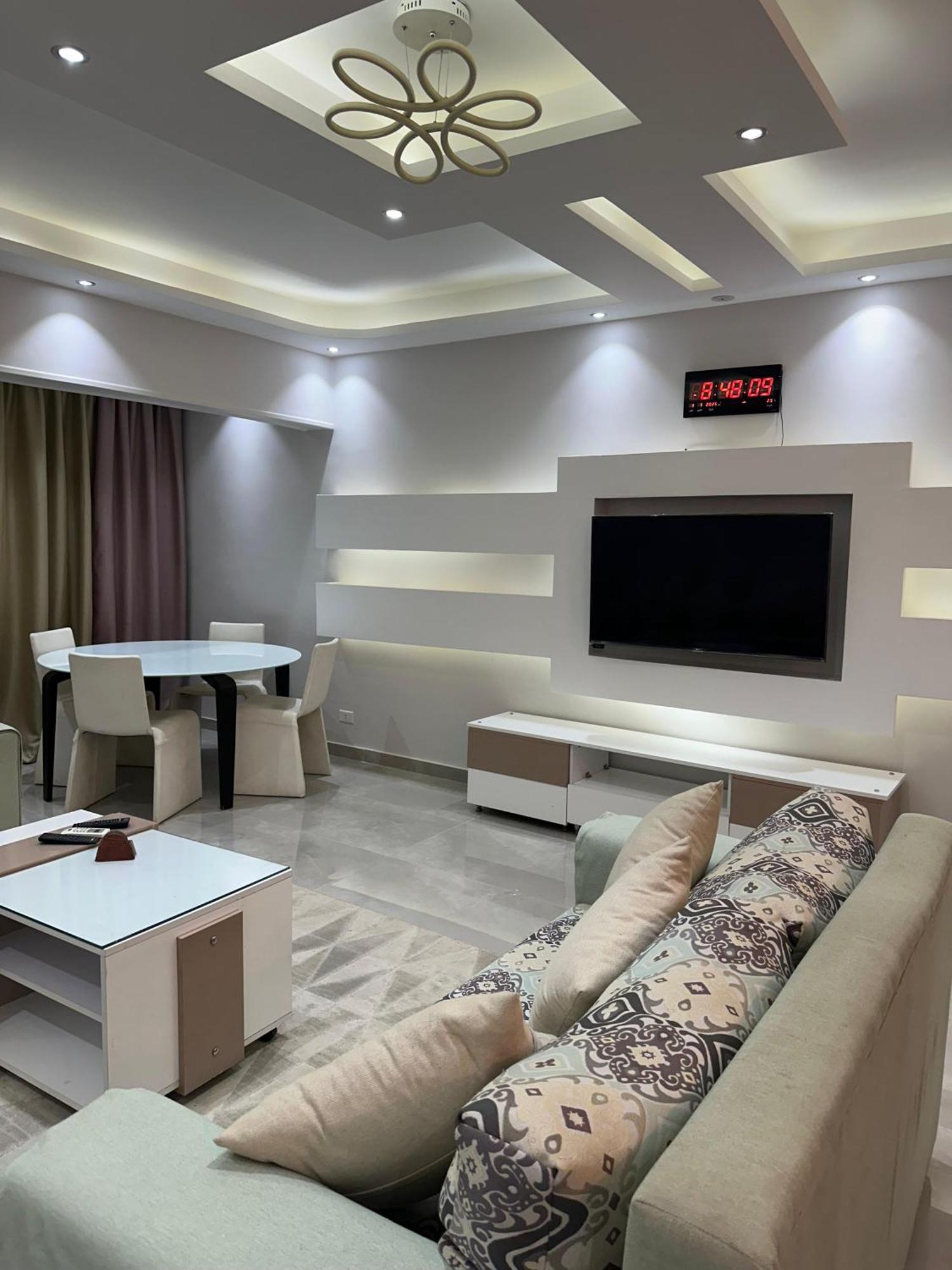 Apartmán شقه مفروشه 3 غرف امام سيتي ستارز Káhira Exteriér fotografie